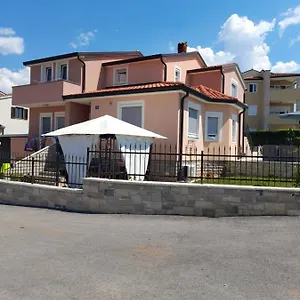Appartamento Dezire, Buje